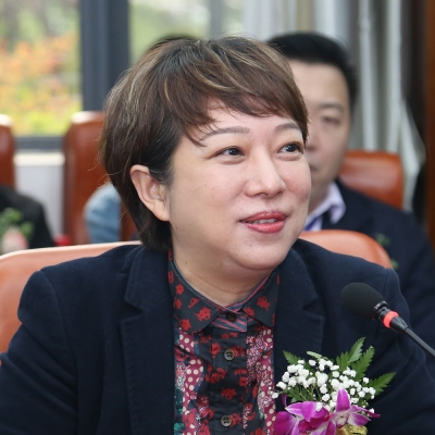 万静-武汉大学中南医院心血管内科副主任、主任医师，博士生导师
