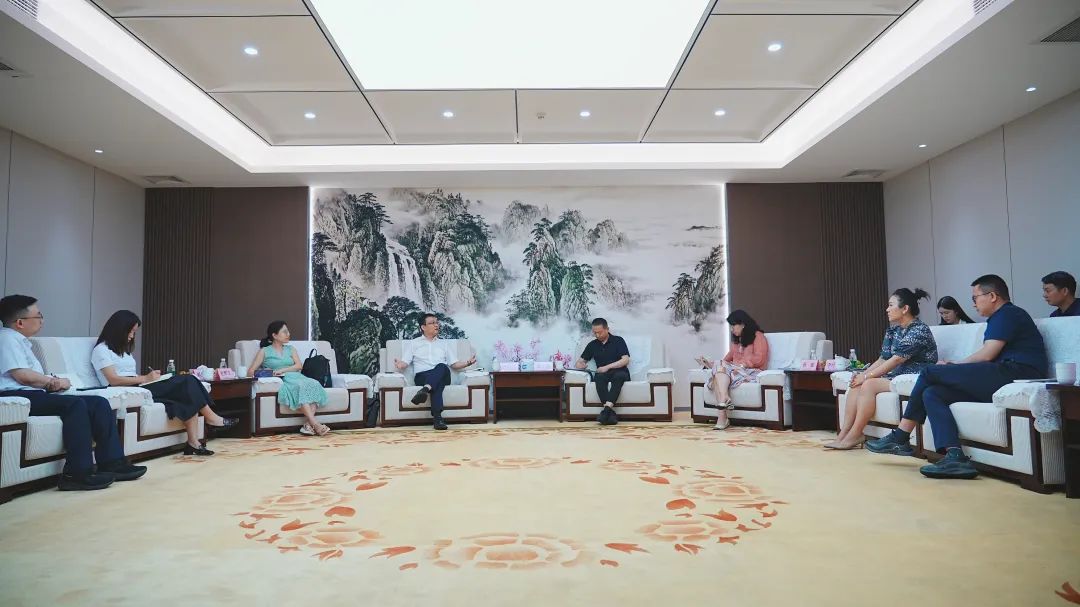 中车株洲所&宸宇富基莅临彩名堂考察交流，，聚焦大储深度相助